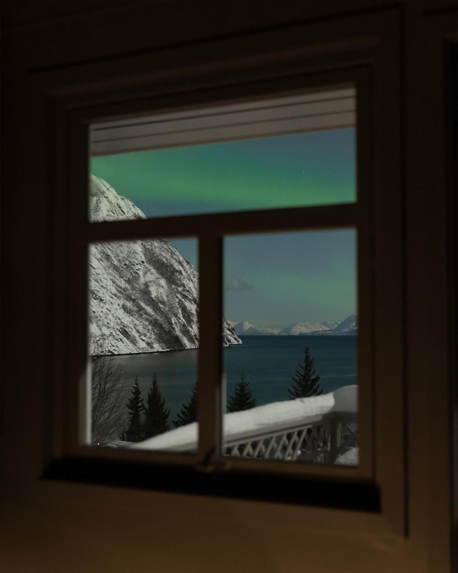 Lyngen Aurora House Vila Koppangen Exterior foto